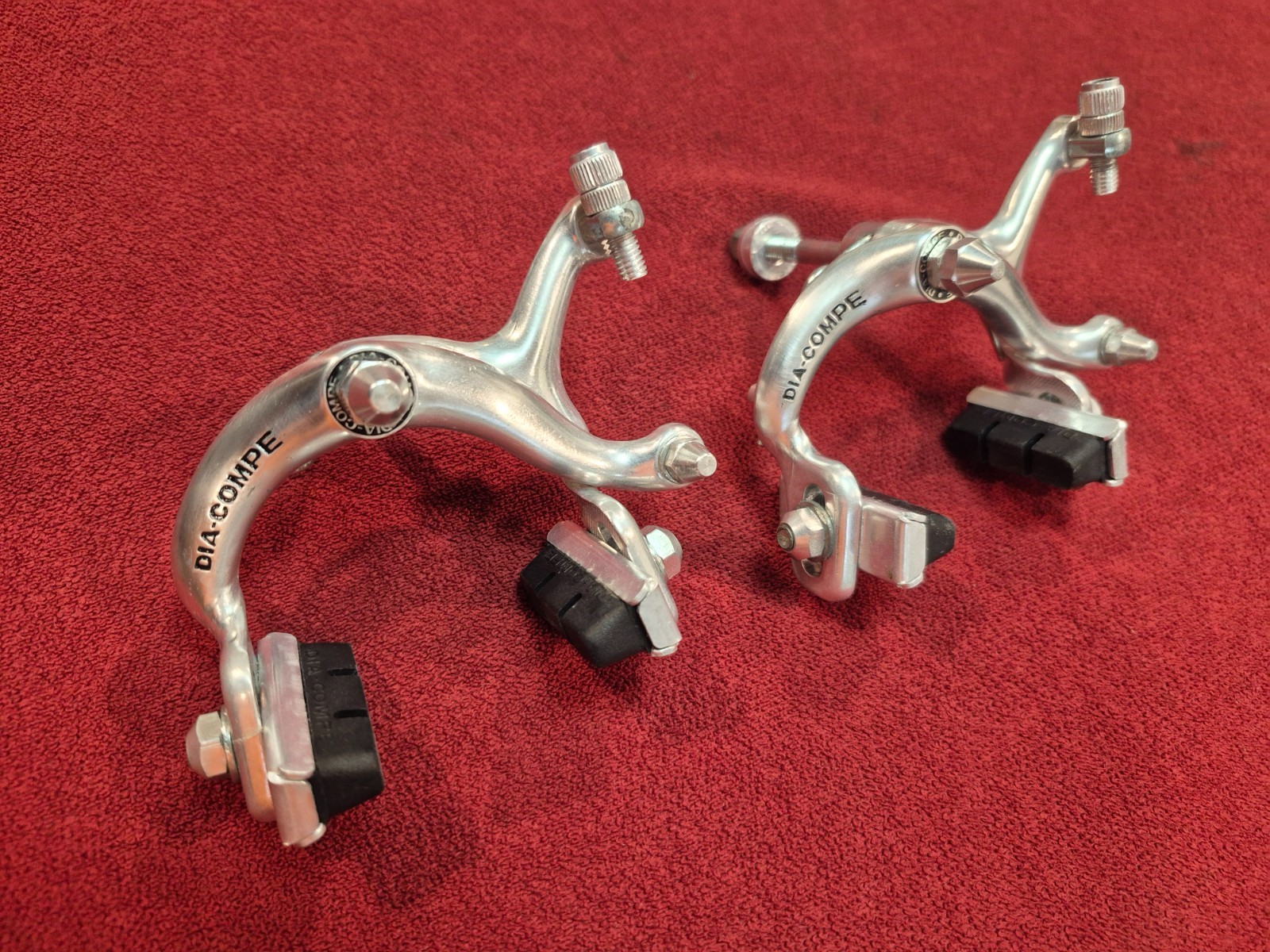 Vintage DIA-COMPE 500N Road Side Pull Brake Caliper Set