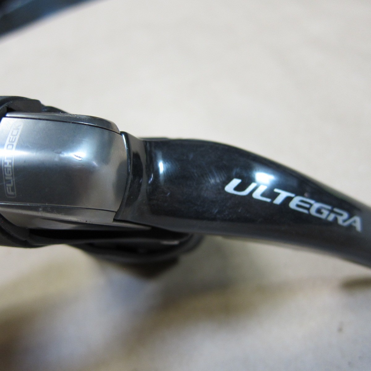 Shimano Ultegra ST-6700-R Right/Rear Rim Brake Shifter Road 10 Speed 10s Carbon