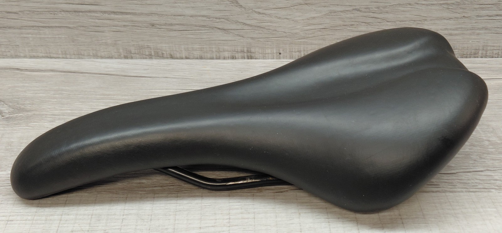 Vintage Velo Road Bike, Bicycle – Comfort Center 280mm x 150 mm – Black