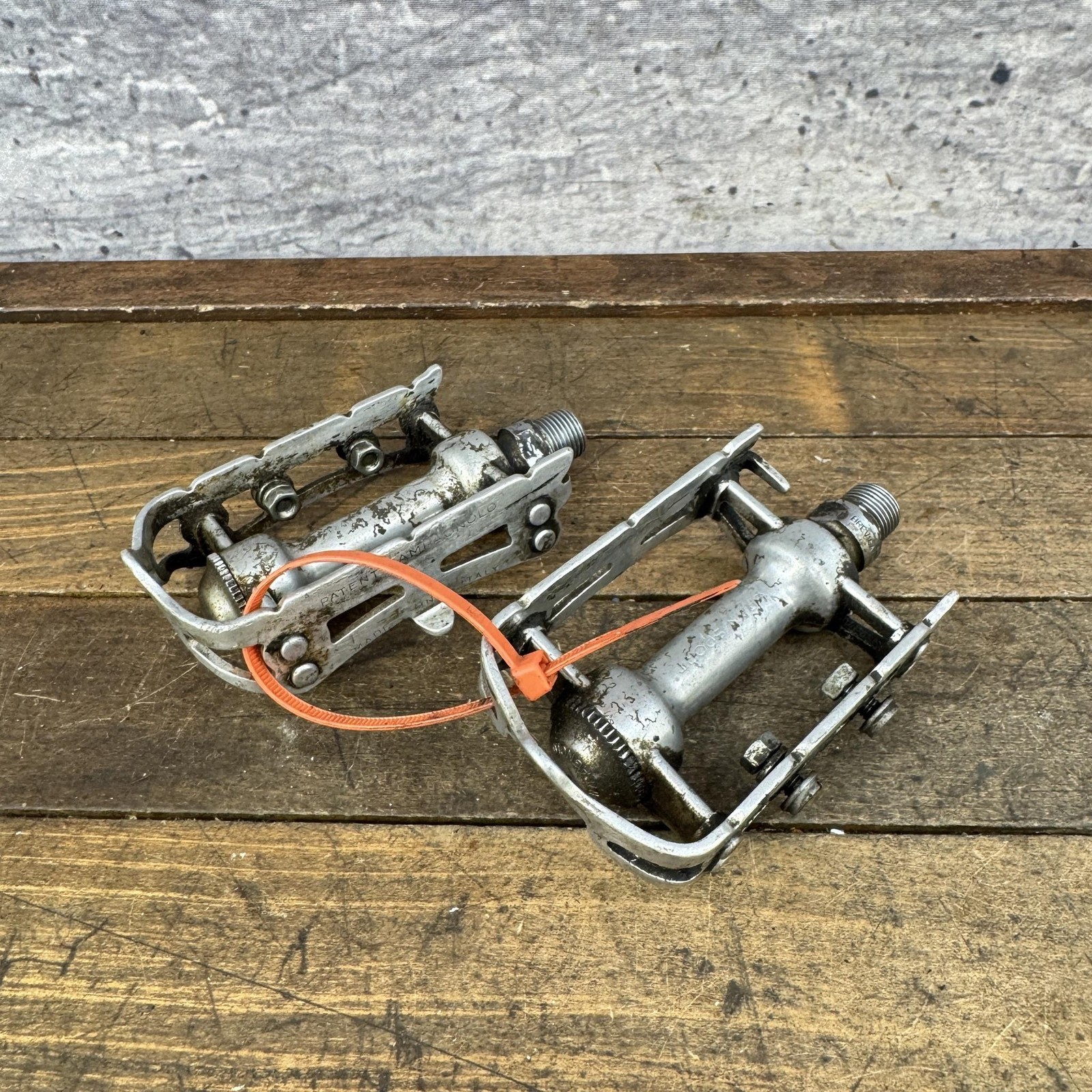 Vintage Campagnolo Gran Sport Bike Pedals 9/16 In Silver Platform Italy Scrapes