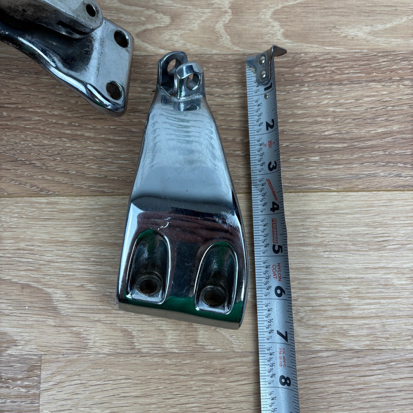 Chrome Motorcycle Foot Peg Assembly Set for Harley Davidson