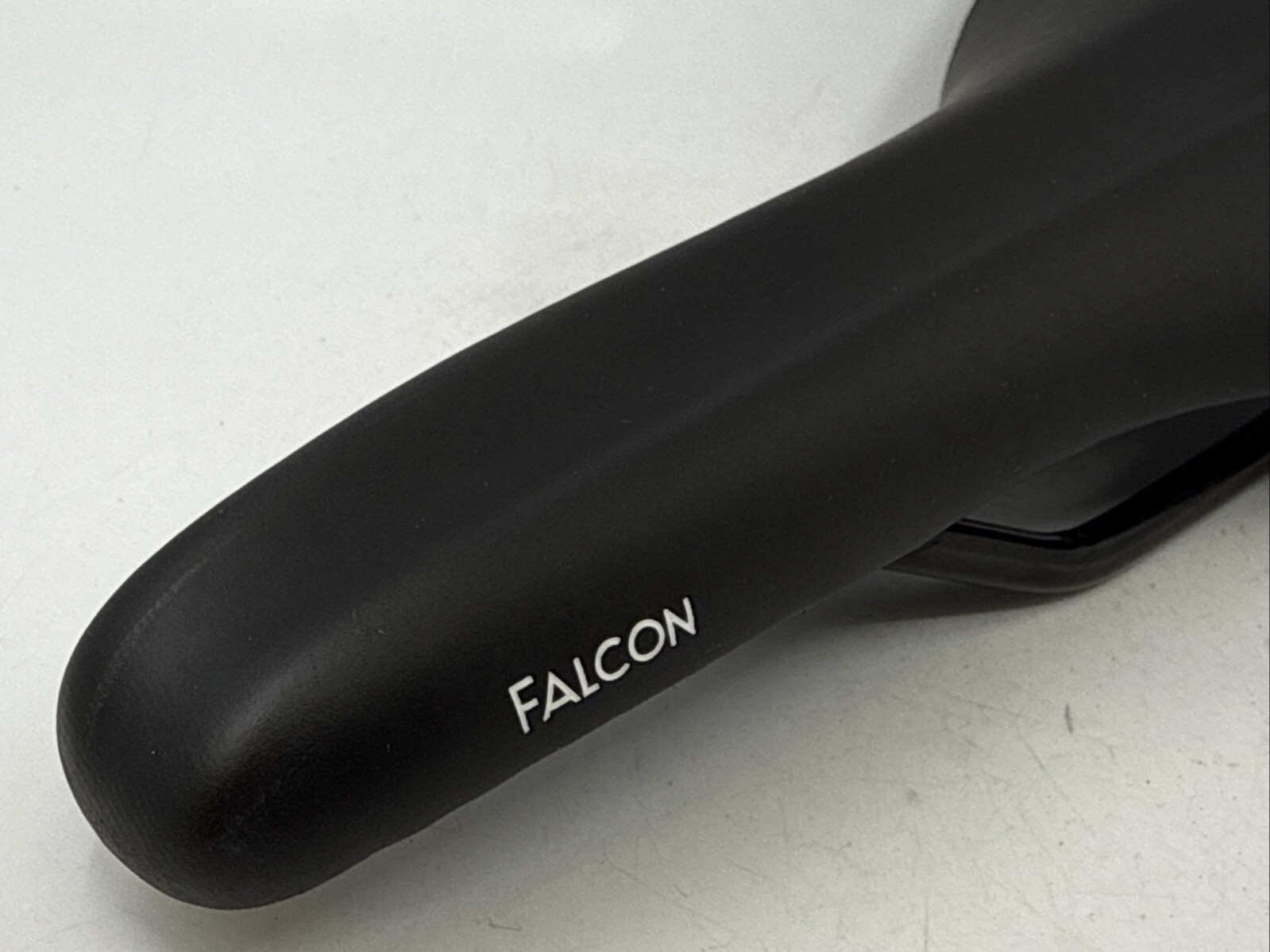 SDG FALCON 280mm x 140mm Steel Rail Black & White Saddle NEW BIKE TAKE-OFF