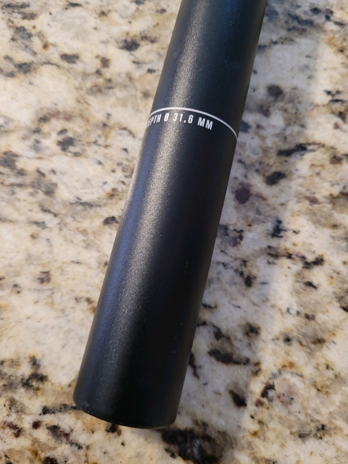 Deda Elementi RSx01 Seat Post 31.6mm x 350mm Long Black Aluminum