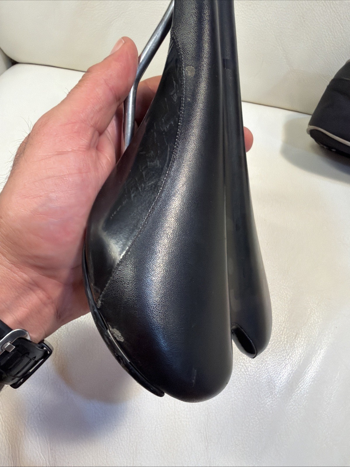 Fizik Aliante Vs Kium Rail Bike Saddle With Fizik Bag