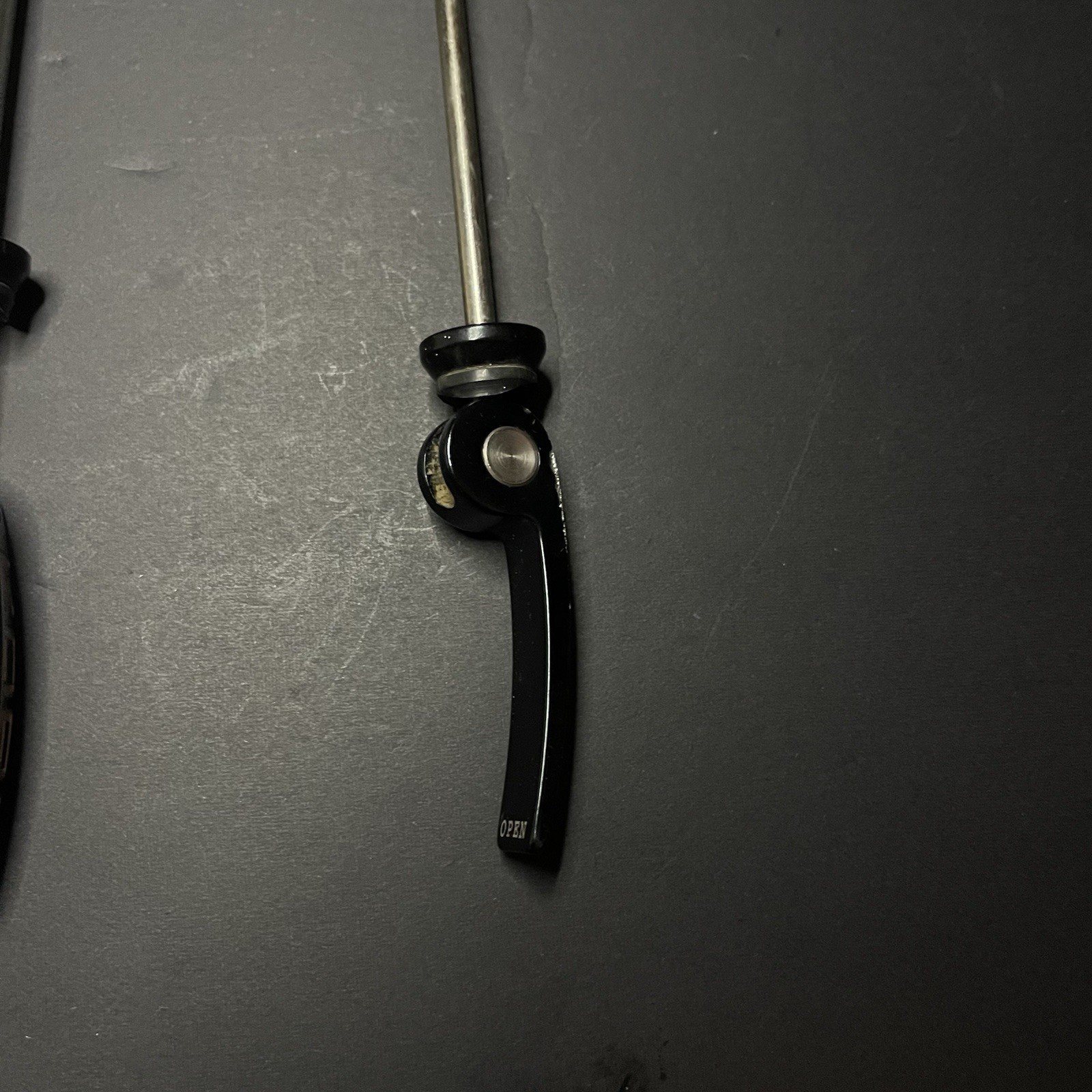 Kore Front 100mm / 135mm Quick Release Skewer Set
