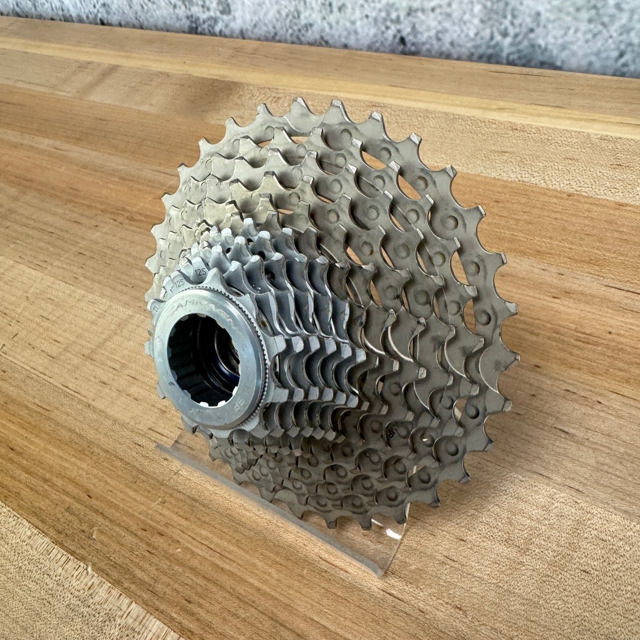 Low Mile! Campagnolo Super Record 12 11-32t 12-Speed Cassette «Light Wear» 292g