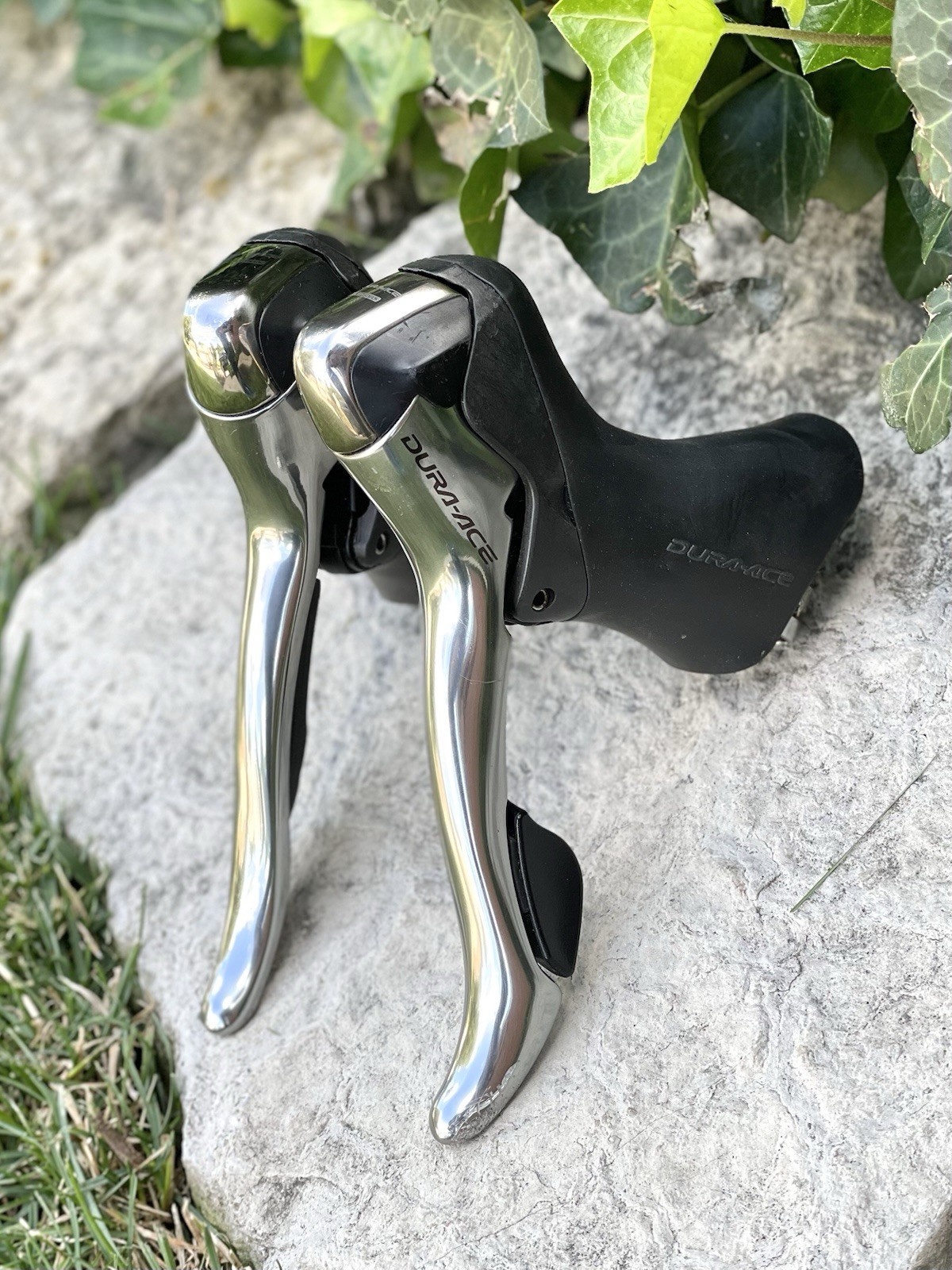Shimano Dura Ace Shifters ST-7801 – 2×10 Speed Made in Japan Brifters