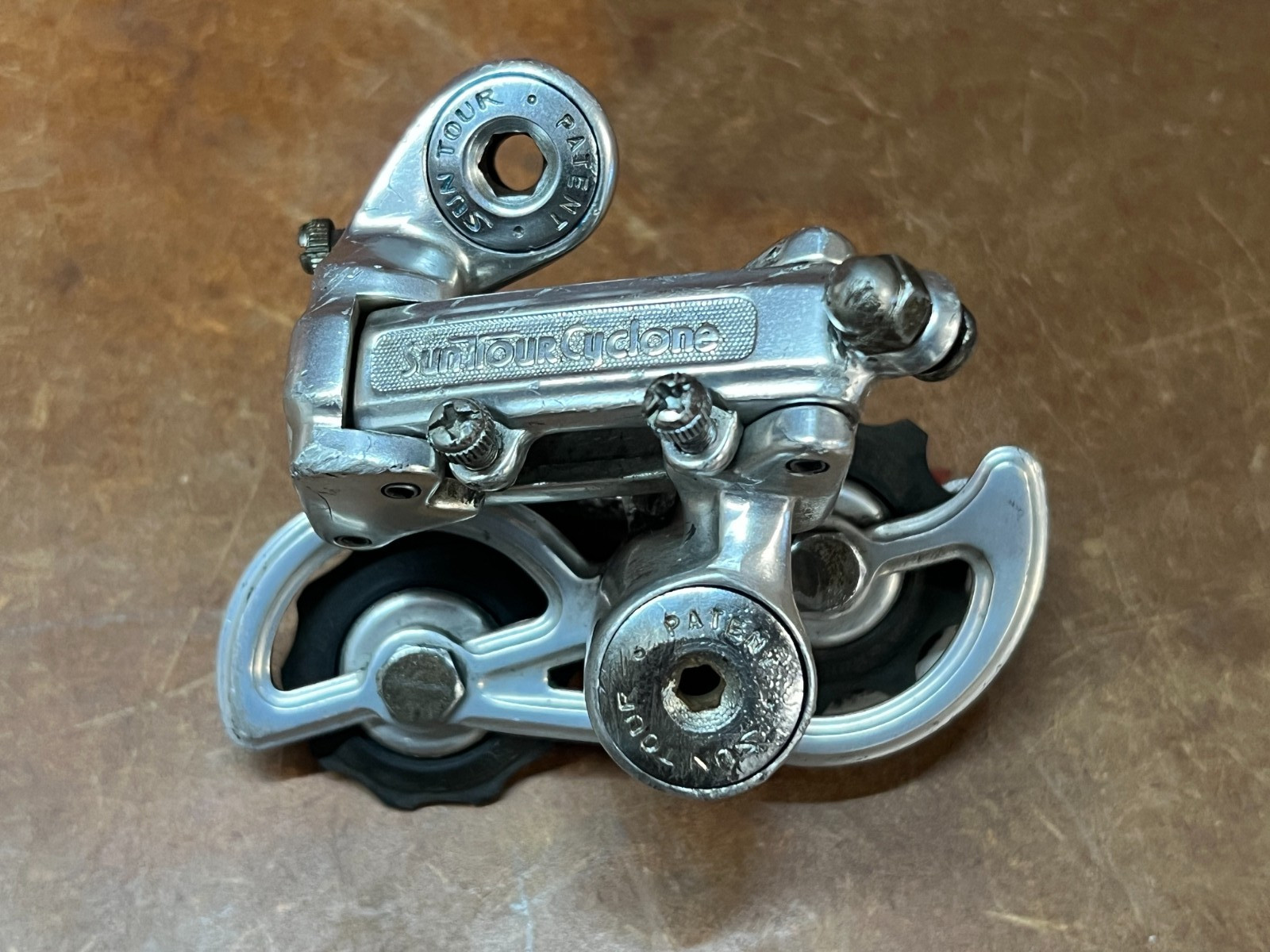 Vintage SunTour Cyclone Rear Derailleur , 5-7 Speed, Short Cage.