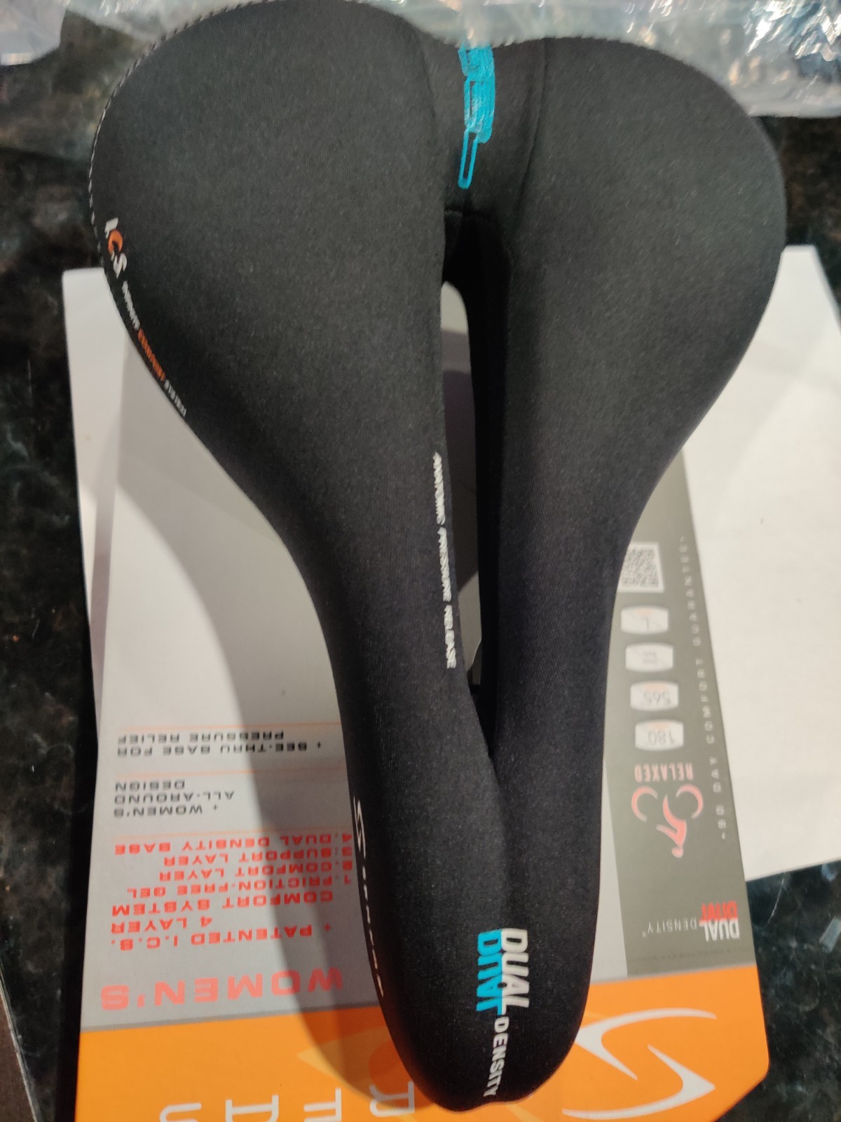 dual density gel saddle with cut out by Serfas women’s model DDM-CT