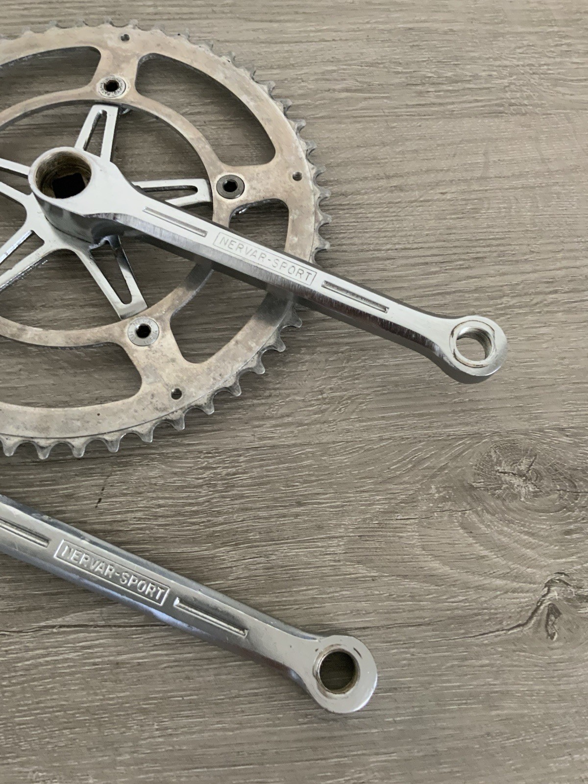 NERVAR SPORT CRANKSET SINGLE 52 CM ROOM FOR A DOUBLE 128 BCD SQUARE TAPER 9/16