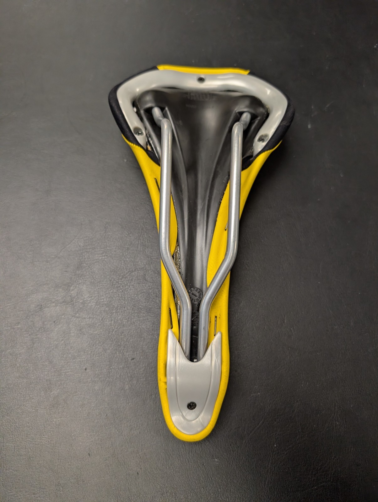 NOS 2001 Selle San Marco 275mm x 132mm Saddle YELLOW Cro-Moly Rails NEW