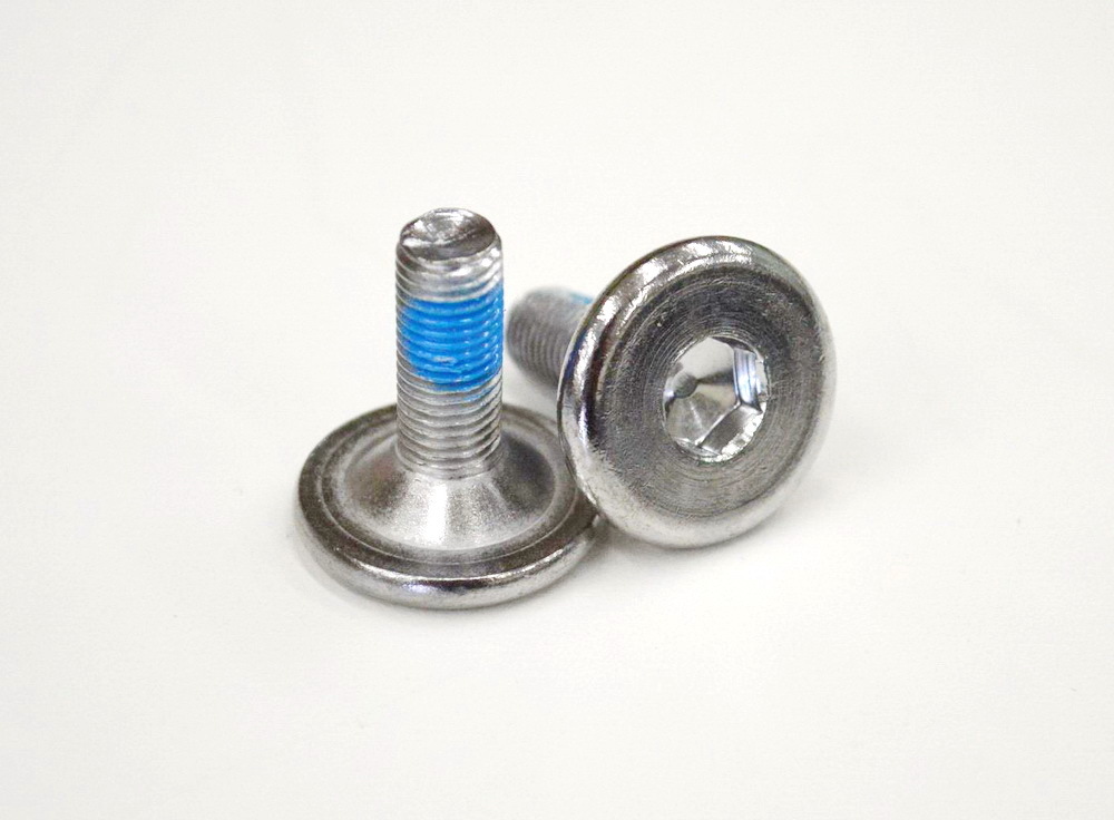 2x New BMX Large Flange Crank Spindle Bolts – M8x1.0 Thread Pitch x18mm SILVER