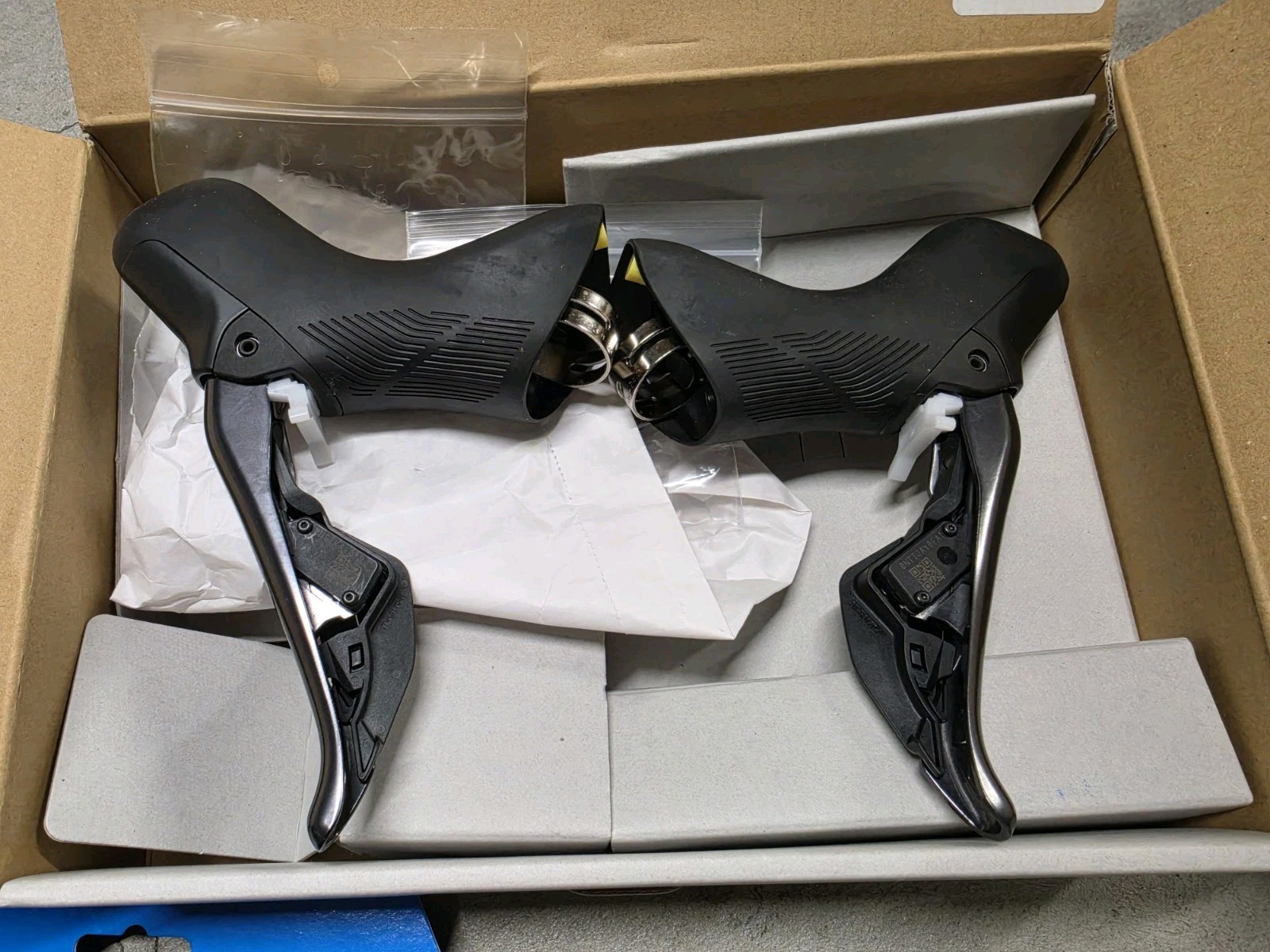 Shimano Ultegra 8170 Di2 12 Speed Shifters And Brakes Brakeset