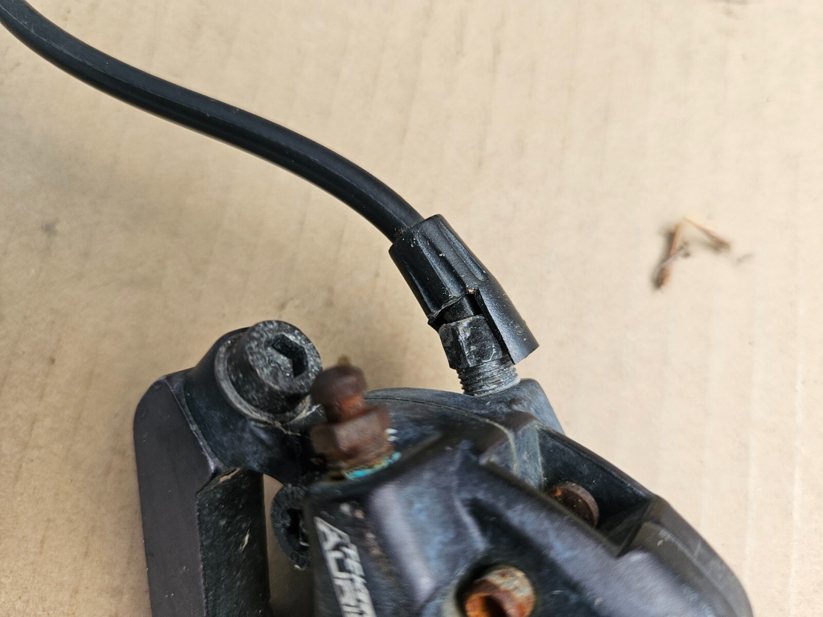 Tektro Auriga Rear Hydraulic Brake Lever + Caliper (needs work)
