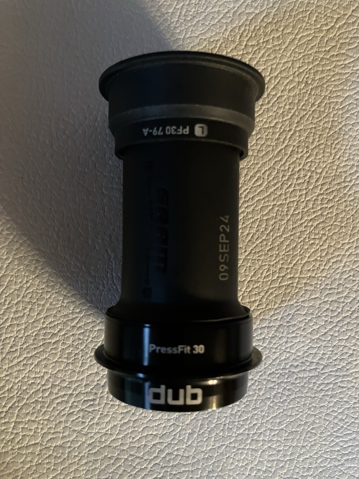 SRAM Dub PF30 Bottom Bracket 79-a Press Fit, PN In The Pictures