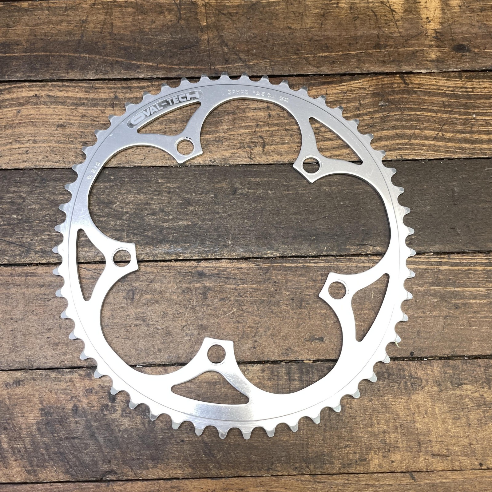 Vintage Sakae Oval-Tech 52T Chainring 130 BCD 5-Arm Silver Road 52 Tooth Oval