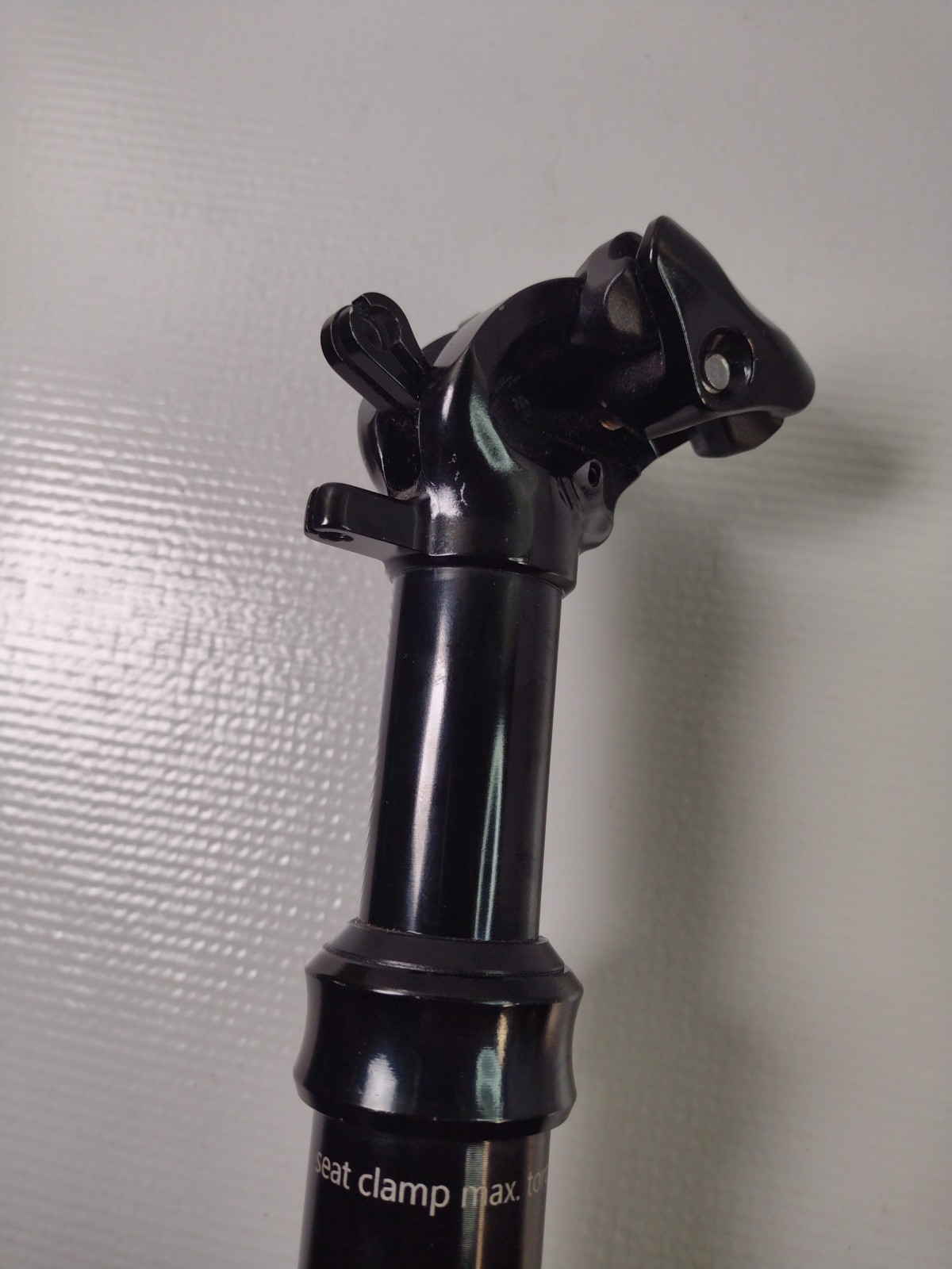Dropper Seat Post (Specialized)? 23-24mm Incomplete For Parts Very Clean