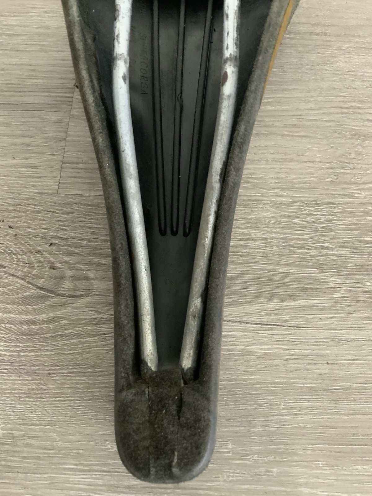 SELLE SAN MARCO LASER SADDLE 362 GRAMS BROWN SUEDE LEATHER 135 MM X 270 MM