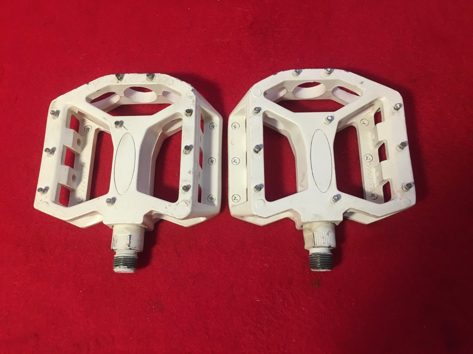BMX/MTB Wellgo White LU-8A Alloy Pedal Set Fits SE Bikes Big Ripper