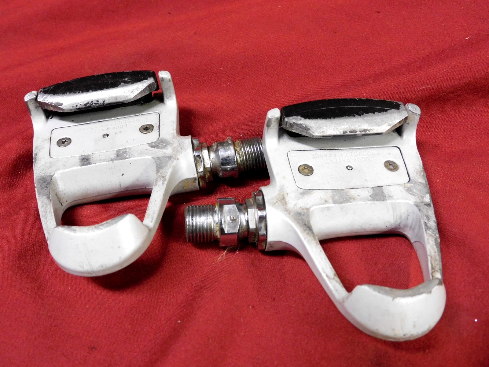 Gray SHIMANO Dura-Ace PD-7401 Clipless Pedals 9/16 x 20 NO Cleats Look Patent