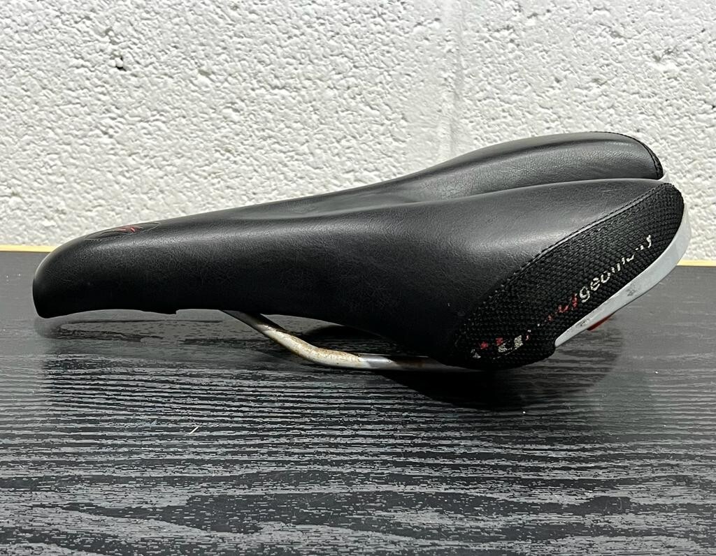 Specialized Body Geometry Bicycle Saddle Seat 140mm, 280mm long, 400g /14 oz.