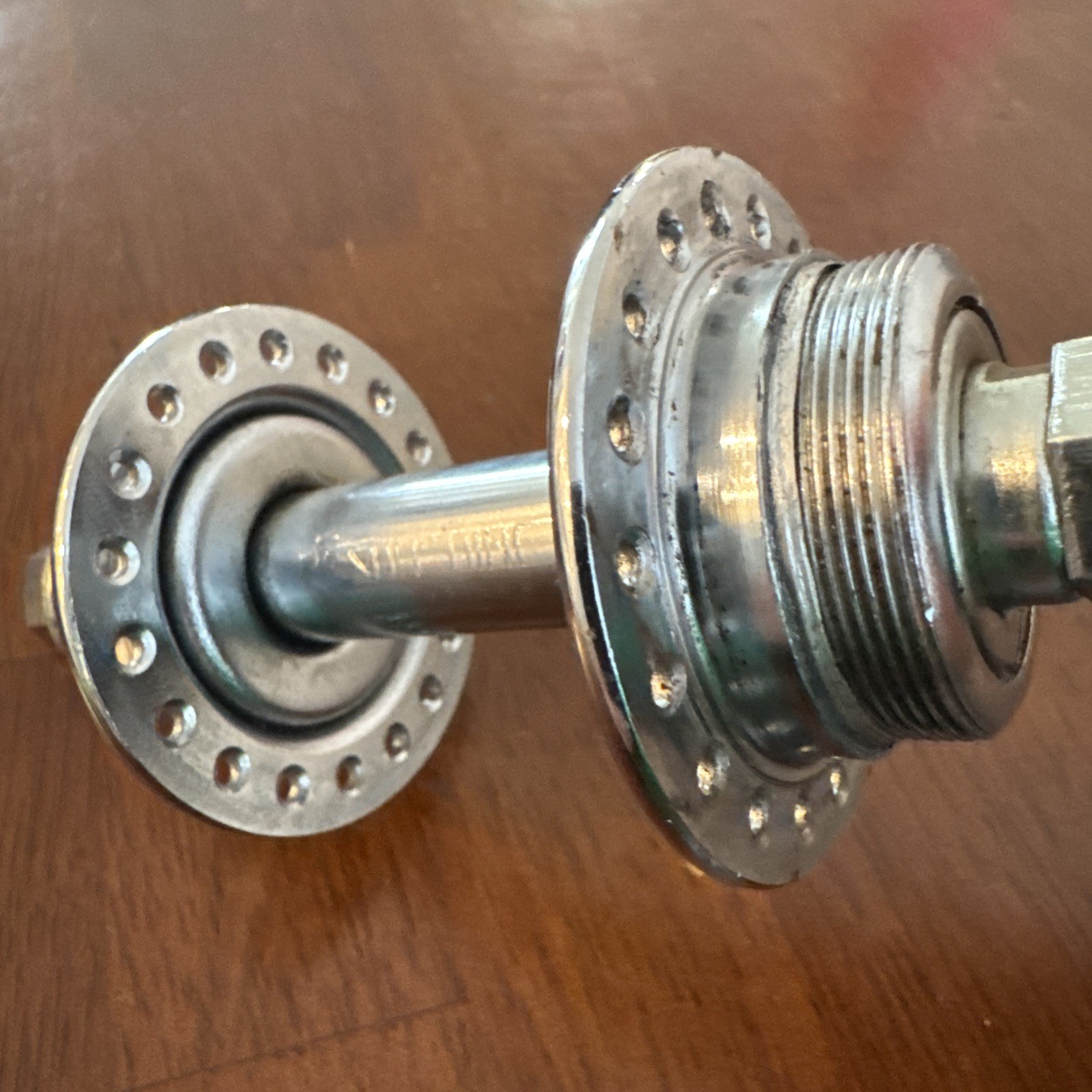 Vintage Sunshine Threaded Bolt On Rear Hub 36 Hole 126mm Freewheel