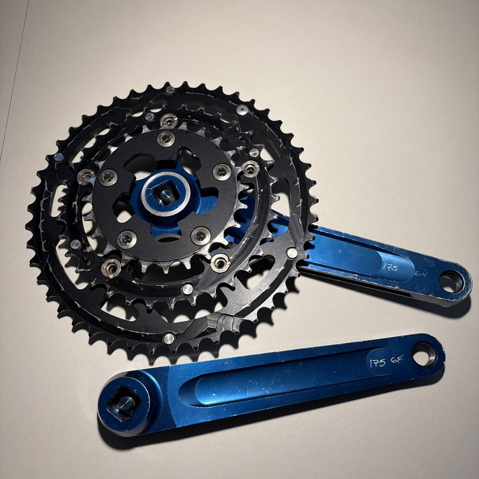 First Gen RaceFace Turbine LP 46/34/24T, 175mm Crankset 1993 1994 Blue Anodized