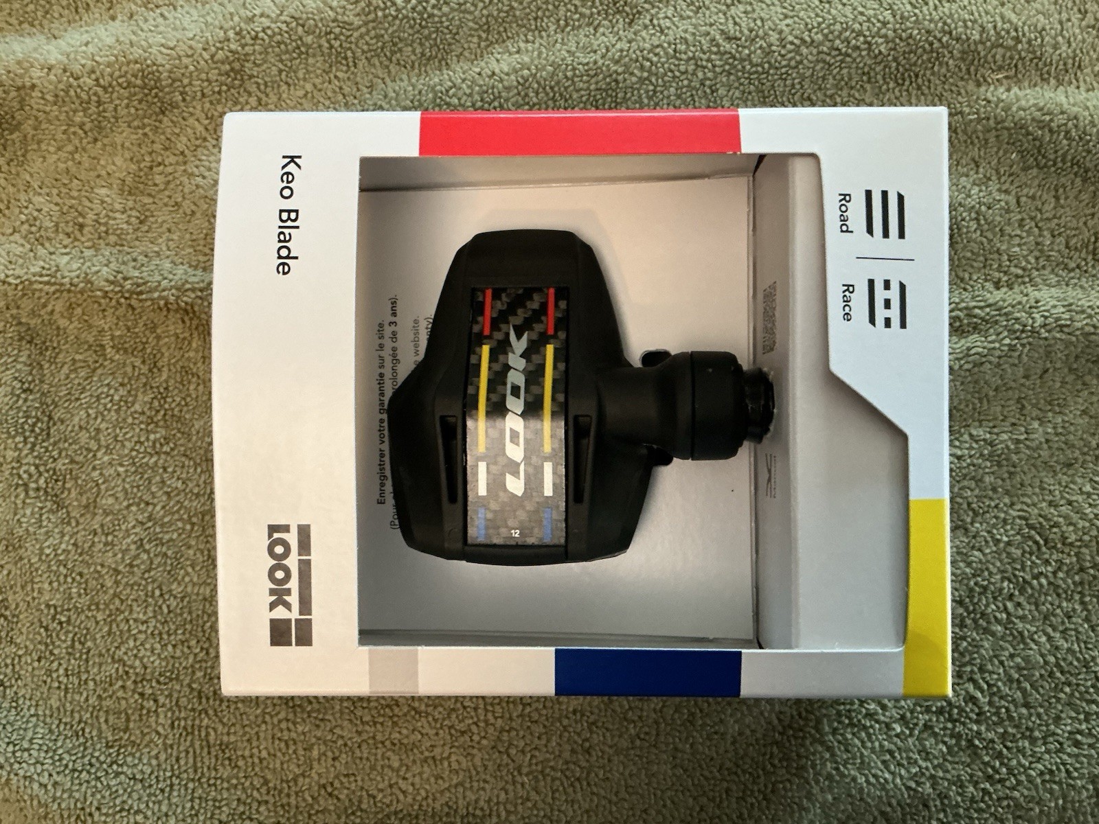 Look Keo Blade Carbon Road Pedals V4, 56 Mm Q Factor.I Only Ship To The Cont USA