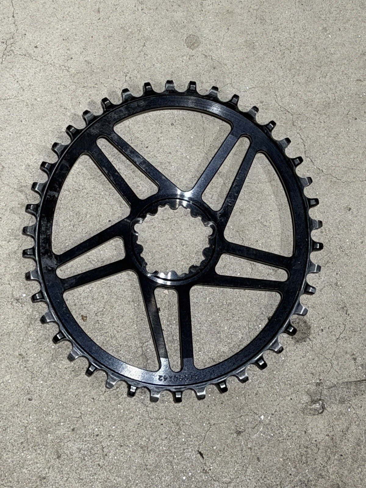 Wolf Tooth Oval Chainring SOM 42t direct mount SRAM 3 bolt
