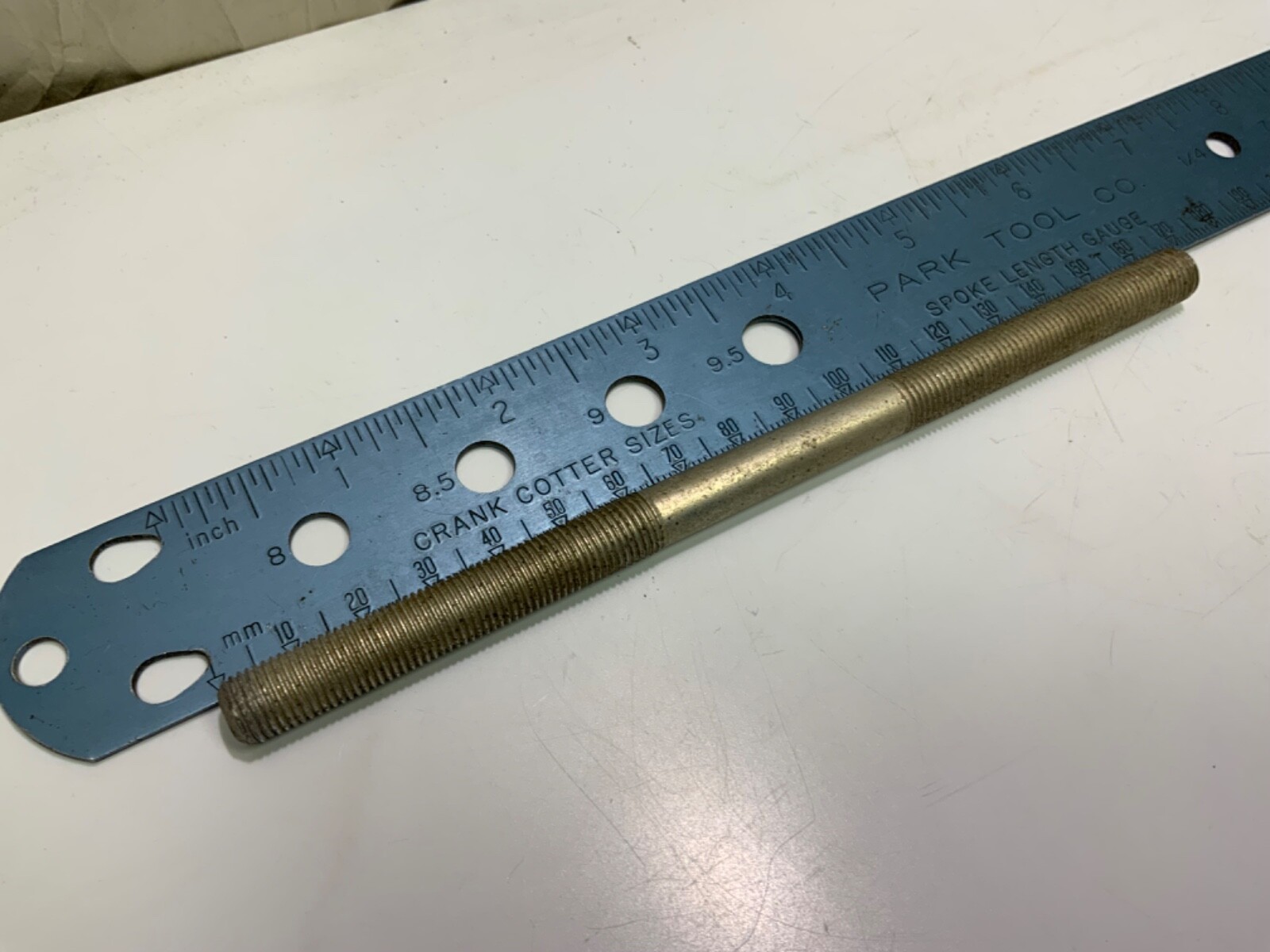 3/8 (9.5mm) x 24 TPI Bicycle Axle