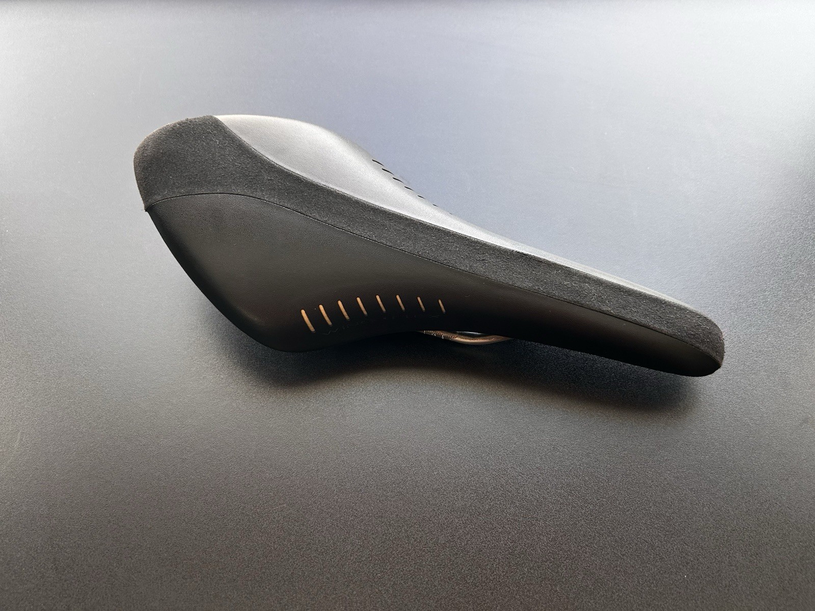 Fizik Wing Flex Carbon Reinforced Synthetic Black Road Bike Saddle Made in Italy