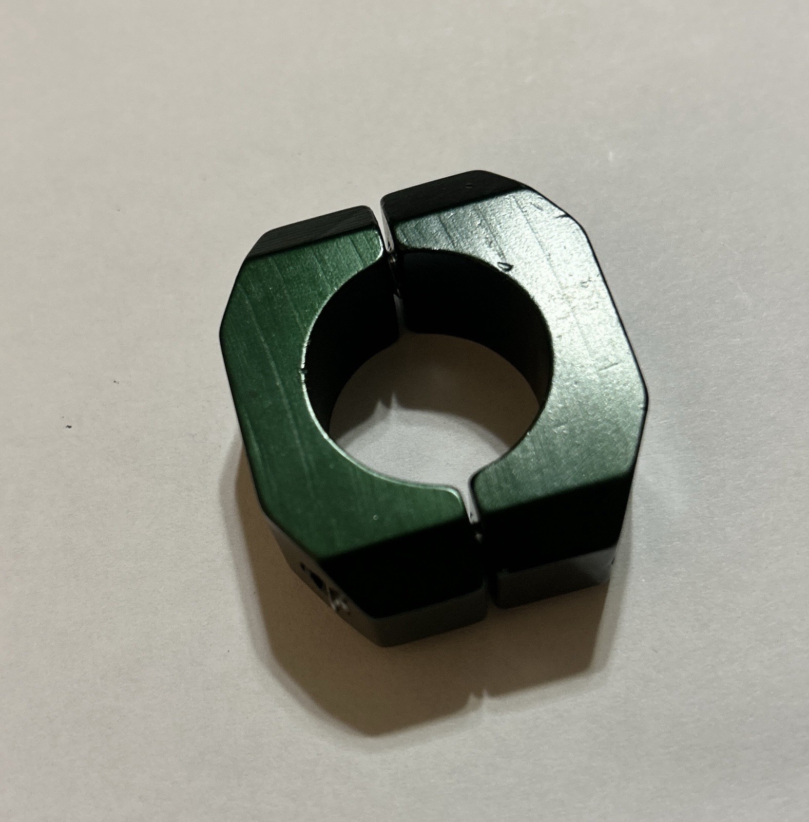 BMX / NOS – TNT BICYCLES SEAT CLAMP (25.4mm / 1 INCH) – DARK GREEN