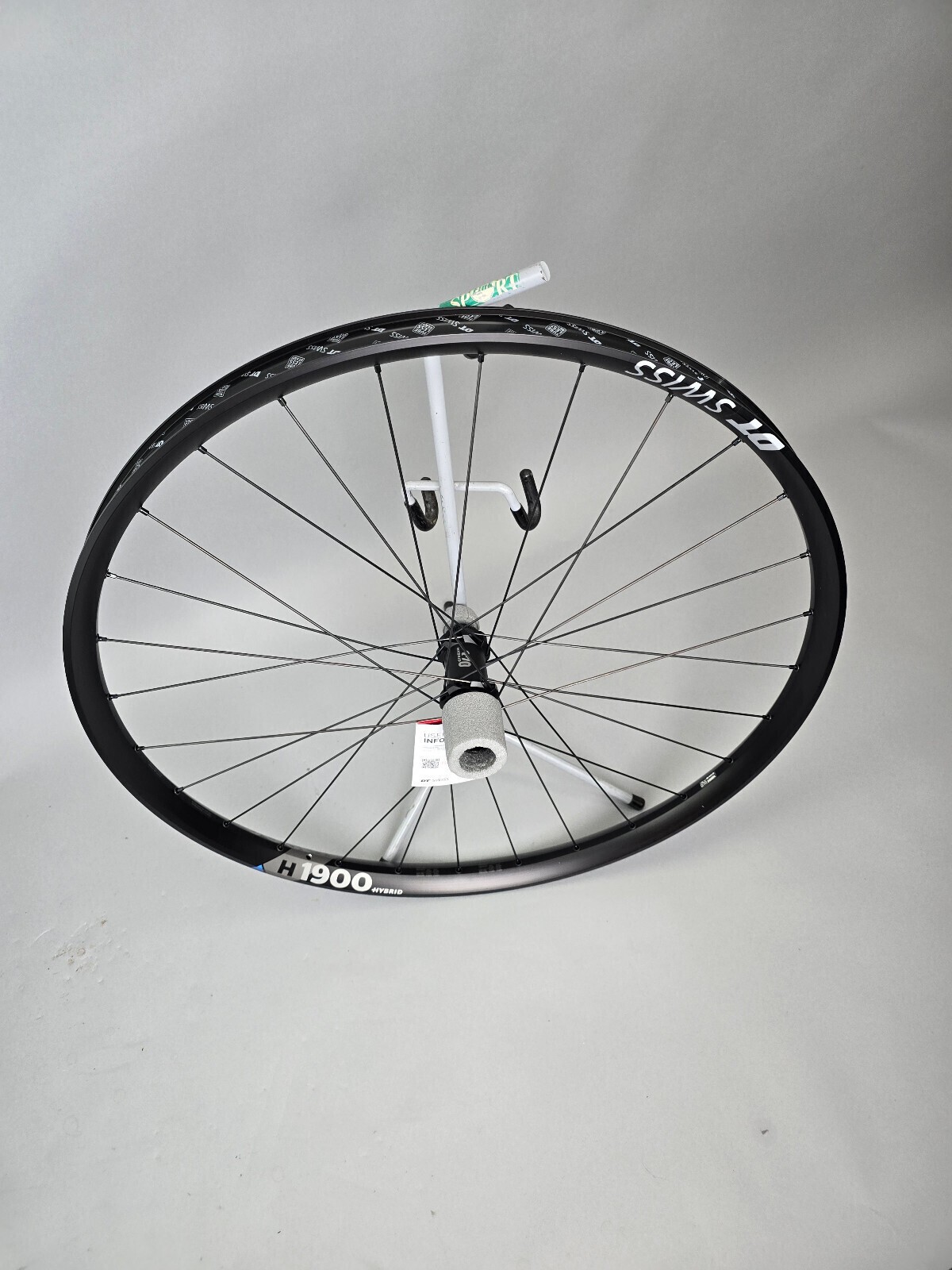 NEW DT Swiss Wheel H 1900 SPLINE 29″ 622x35mm Black Rim