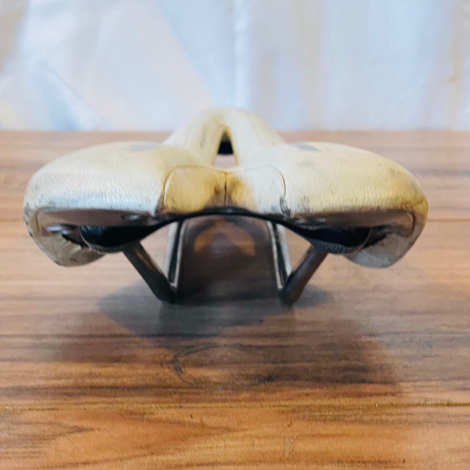Specialized Avatar Body Geometry 130 Saddle Hollow Titanium White Synthetic