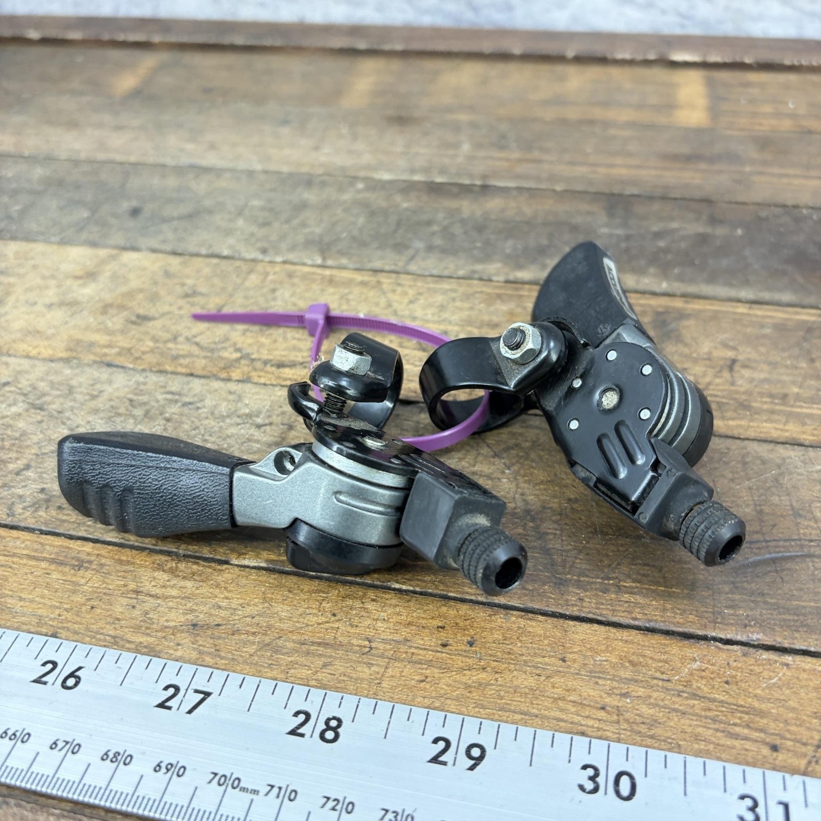 Vintage SunTour XC AccuShift Thumb Shifter Black 6 Speed Set MTB 6s Japan