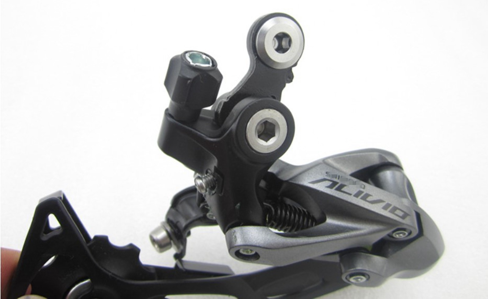 NEW Shimano Alivio RD-M4000 9 Speed Mountain Bike Rear Derailleur