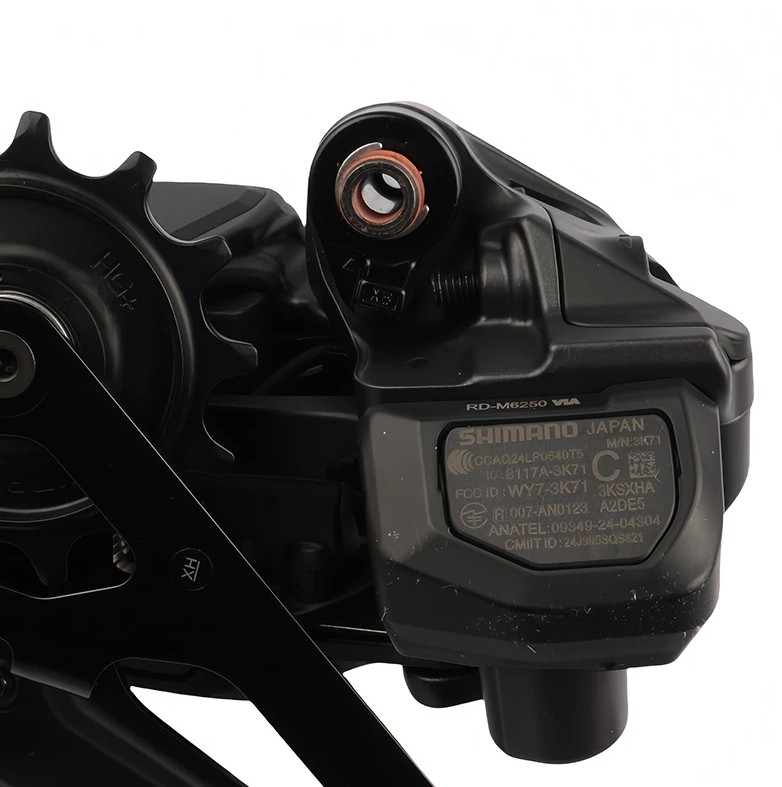 SHIMANO Di2 M6250 12-Speed ​​Wireless MTB Bike With EC-DN100 Charger RD SW BT