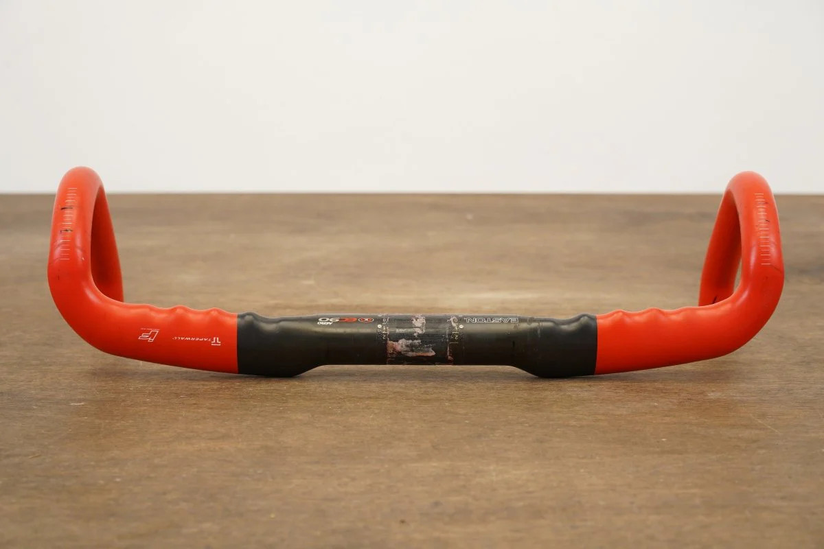 44cm Easton EC90 Carbon Aero Anatomic Road Handlebar 31.8mm EC 90