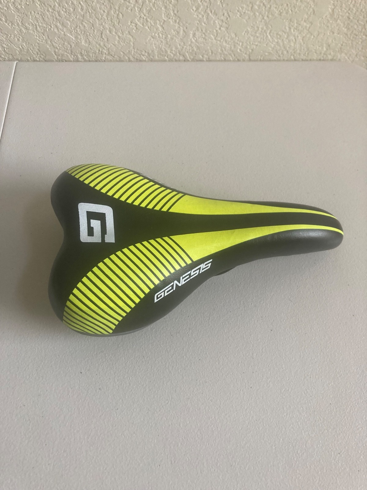 Genesis Bike Seat (Black, Yellow, White)