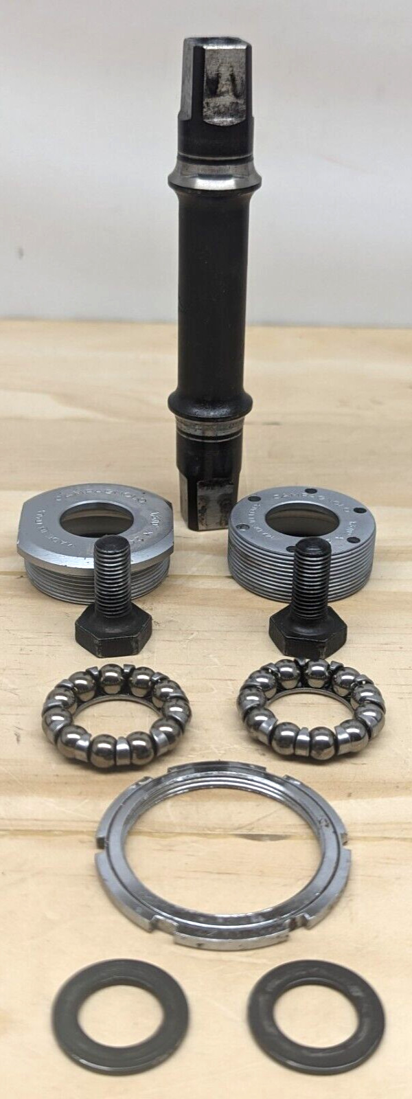 Vintage Campagnolo Record/Sport bottom bracket set 1.370x24tpi