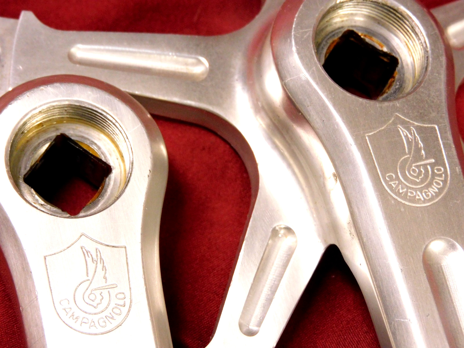 Excellent 1981 Campagnolo #1049 Nuovo / Super Record Crank Arms 175 x 144 mm BCD