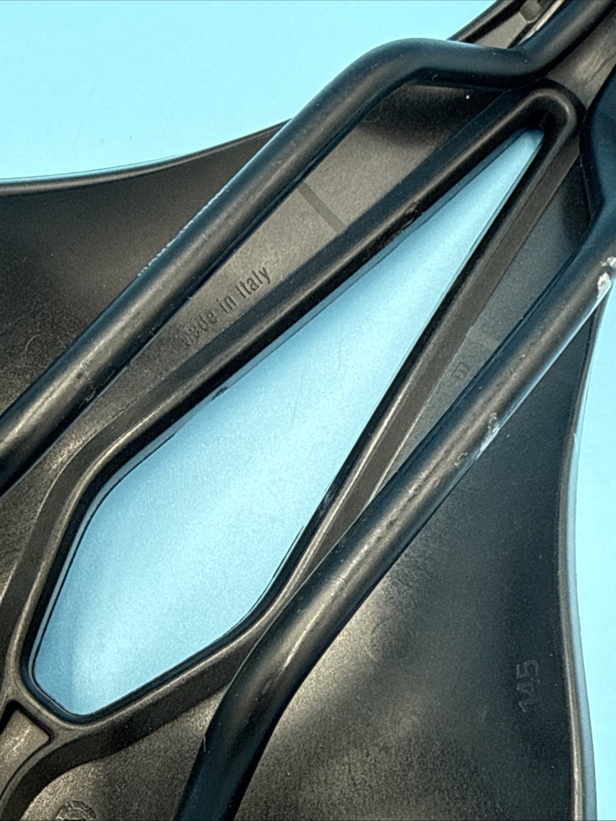 Prologo MOST LYNX Ultra Manganese Rail 245mm x 143mm Saddle MSRP $150 Pinarello