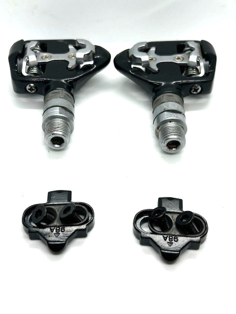 Wellgo RC-713 Black Clipless Pedals PAIR 9/16 + Cleats and Hardware Road Gravel