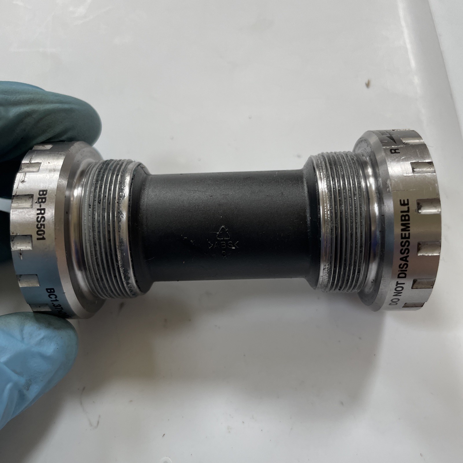 Shimano BB-RS501 68mm English Bottom Bracket Hollowtech II – Silver