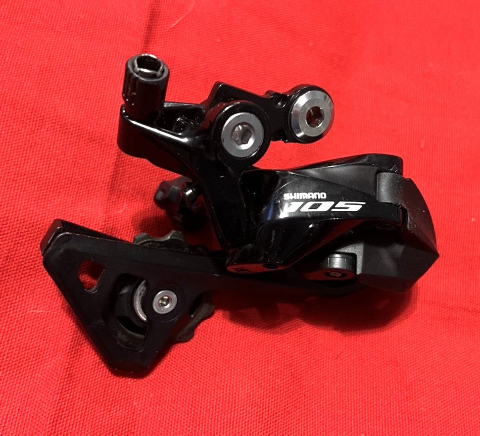 SHIMANO 105 RD-R7000 SS Rear Derailleur Short Cage 11 Speed
