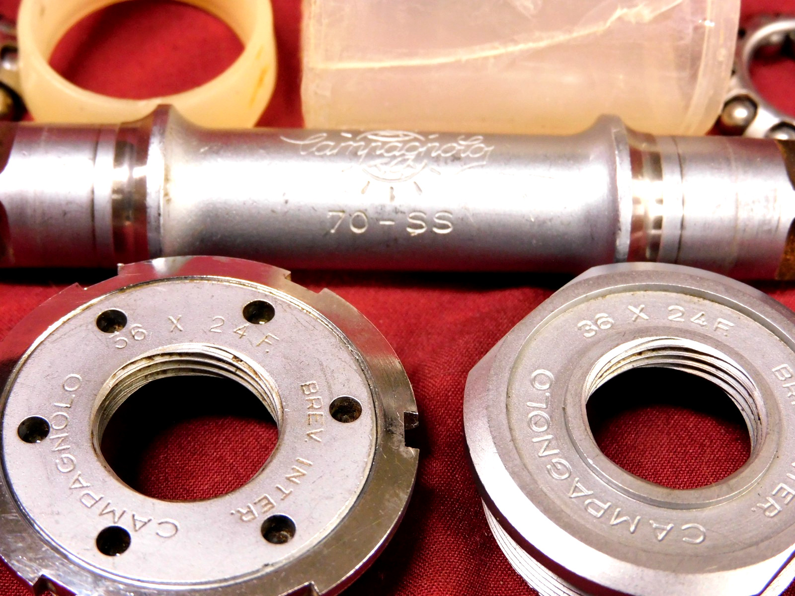 1980’s Campagnolo 1046/A Nuovo Record BB 36 x 24 Italian 70-SS Spindle 116 mm