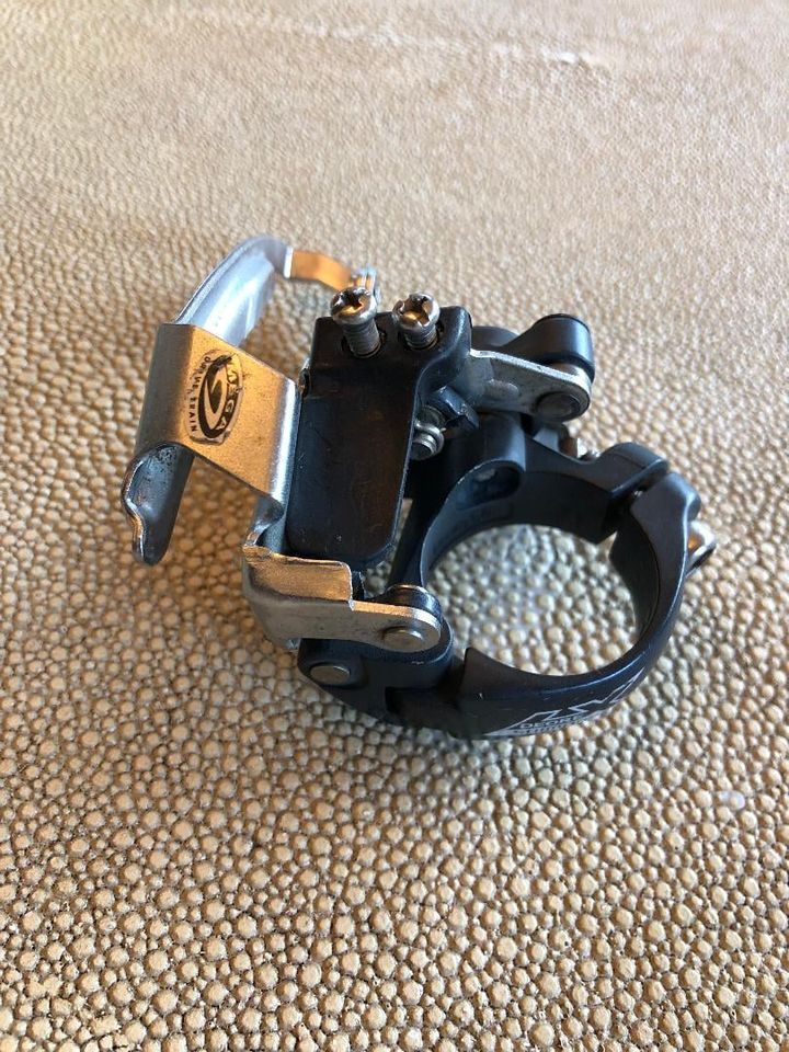 Shimano Deore LX FD-M570 Front Derailleur, Top Pull, 31.8mm, Triple