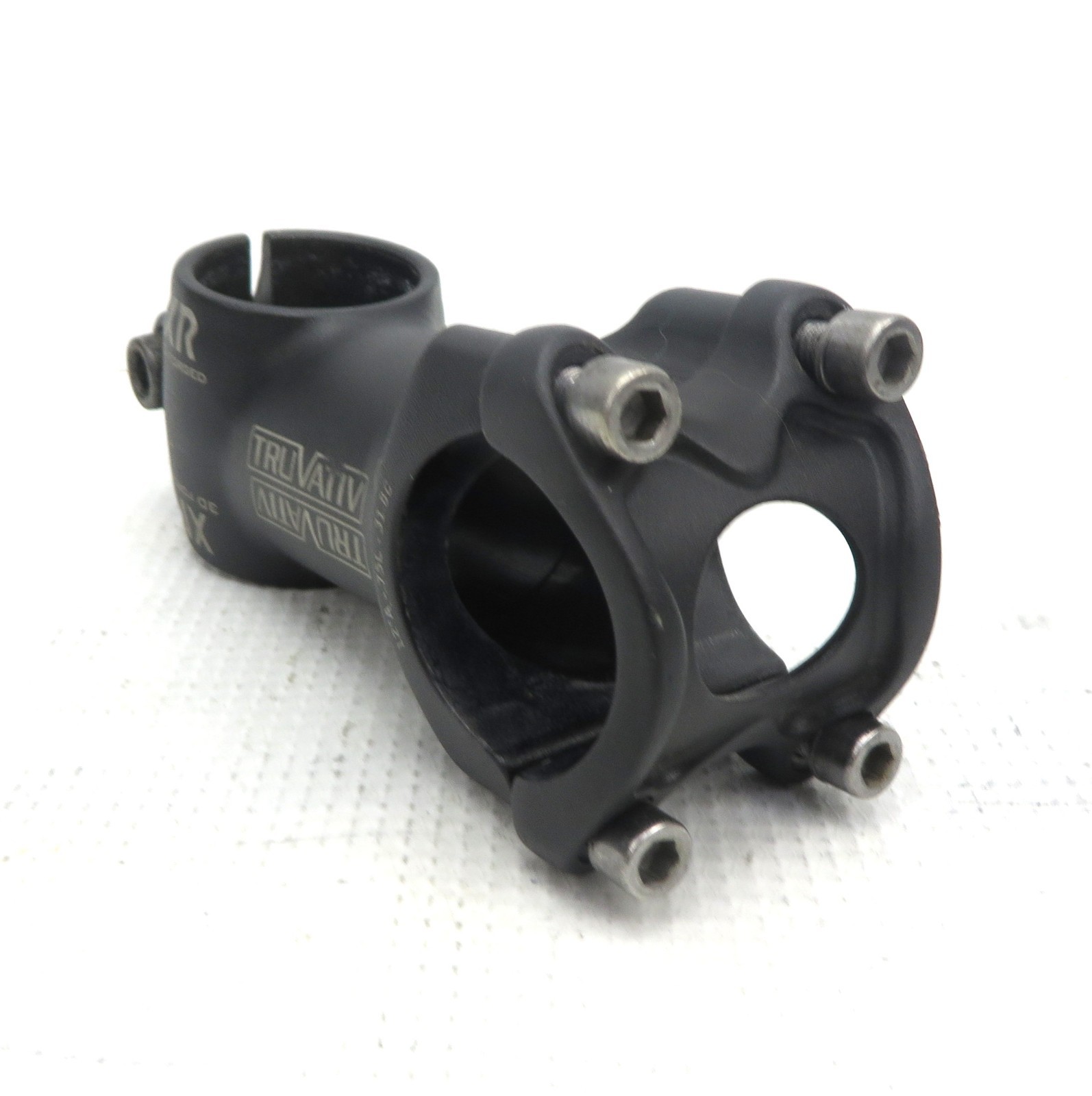 TRUVATIV XR STEM Bike 75mm +/-12° 31.8mm 1 1/8” Black 3-d Forged 142g