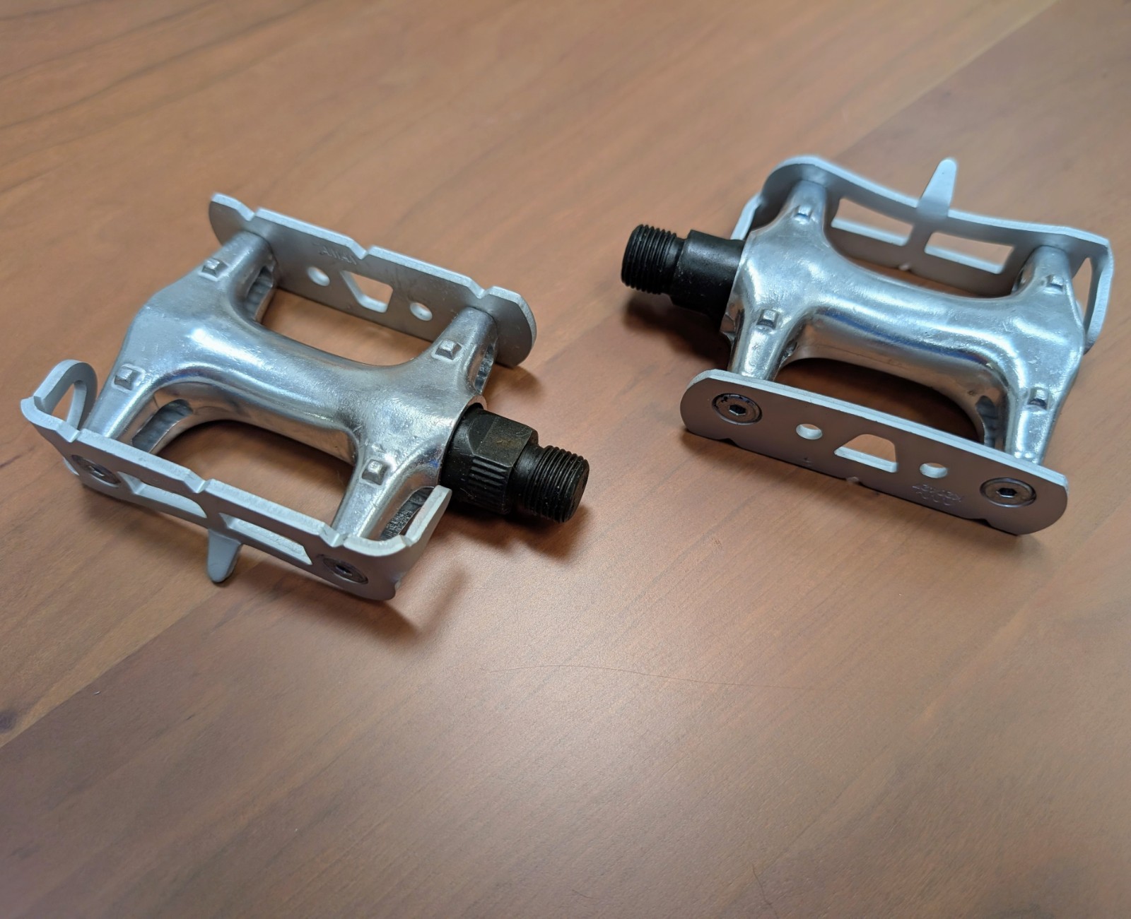 MURPHY FIXED GEAR TRACK PISTA ROAD ALLOY BICYCLE PEDALS – 9/16″ – SHIPS FREE USA