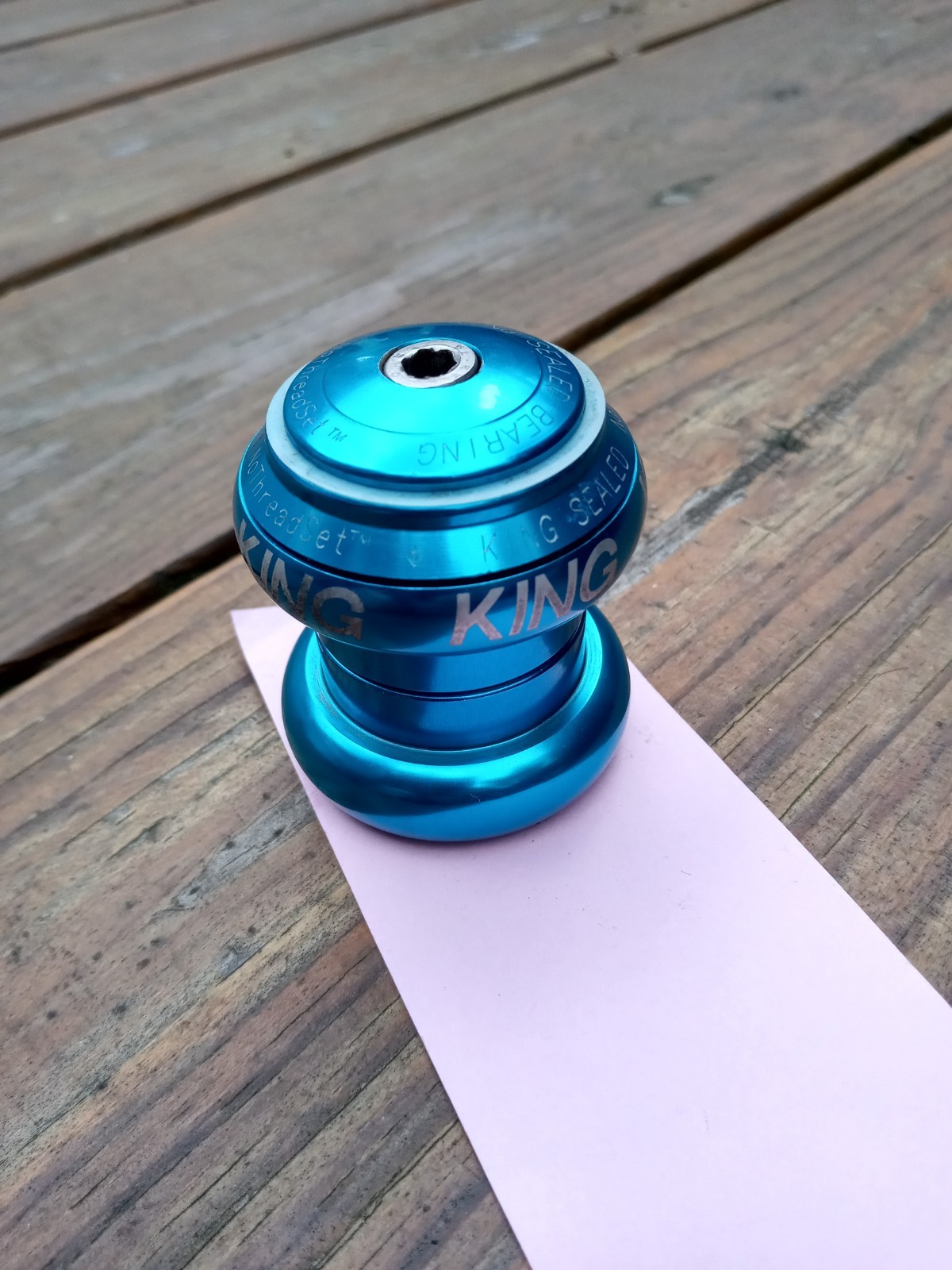 vintage ’90’s Chris King 1-1/8″ Turquoise NoThreadSet™ (NoLogo lower cup)
